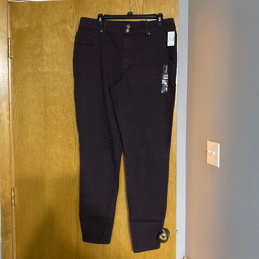 Woman’ Pants